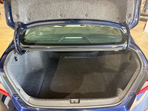 Used 2018 Honda Accord Touring image 30