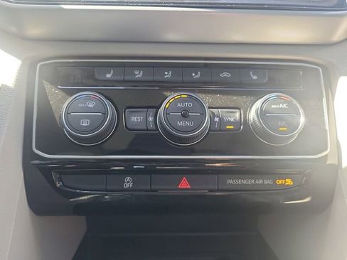 Used 2022 Volkswagen Atlas SE image 27