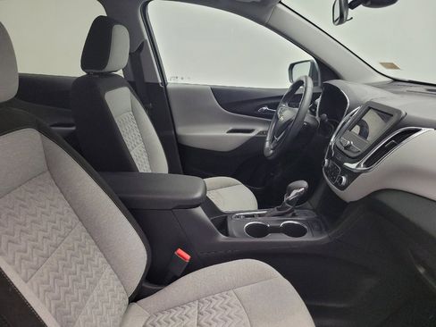 Used 2024 Chevrolet Equinox LT w/ LPO, Floor Liner Package FWD image 21