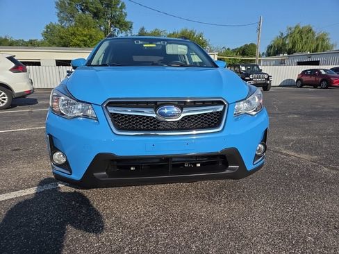 Used 2017 Subaru Crosstrek 2.0i Limited AWD/4WD image 2