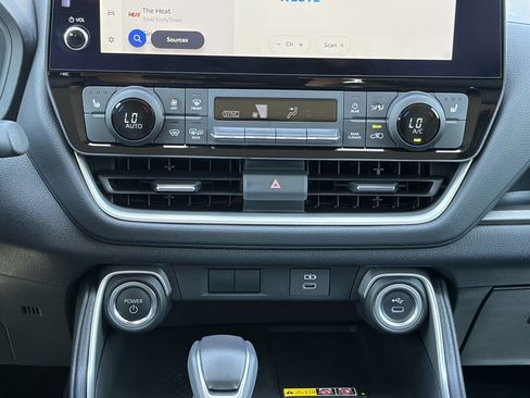 Certified 2026 Toyota Grand Highlander AWD Hybrid image 14