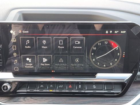 New 2026 GMC Sierra 1500 SLT image 12