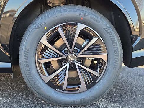 New 2026 Lexus RZ 450e AWD image 5