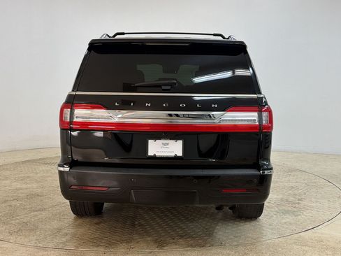 Used 2019 Lincoln Navigator Reserve w/ Cargo Package AWD/4WD image 10