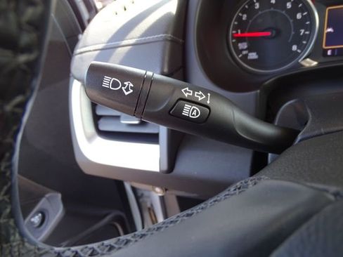 Used 2023 GMC Terrain SLT w/ Elevation Edition FWD image 17