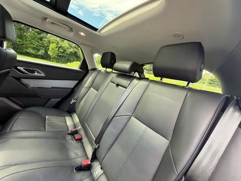 Used 2024 Land Rover Range Rover Velar S AWD/4WD image 20