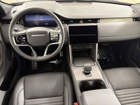 Certified 2025 Land Rover Discovery Sport Dynamic SE image 10