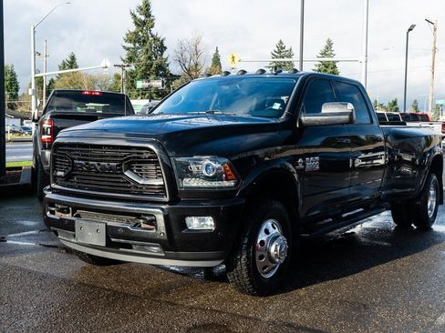 Used 2018 RAM 3500 Laramie w/ Sport Appearance Group image 3
