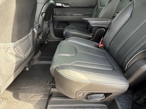 Used 2024 Hyundai Palisade Calligraphy FWD image 13