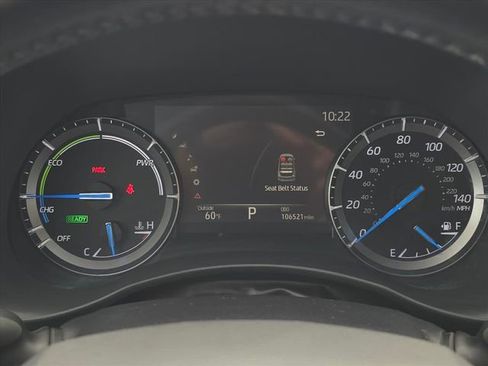 Used 2020 Toyota Highlander XLE image 28