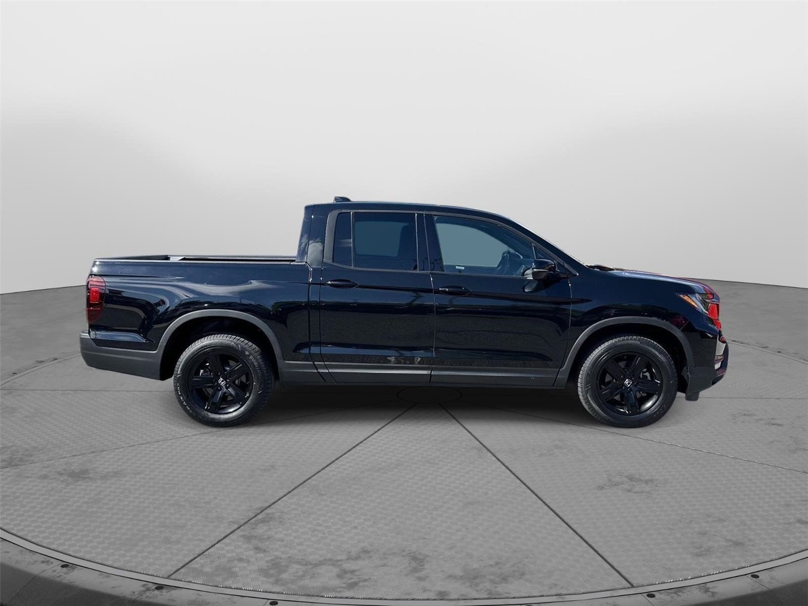 Certified 2023 Honda Ridgeline Black Edition image 2