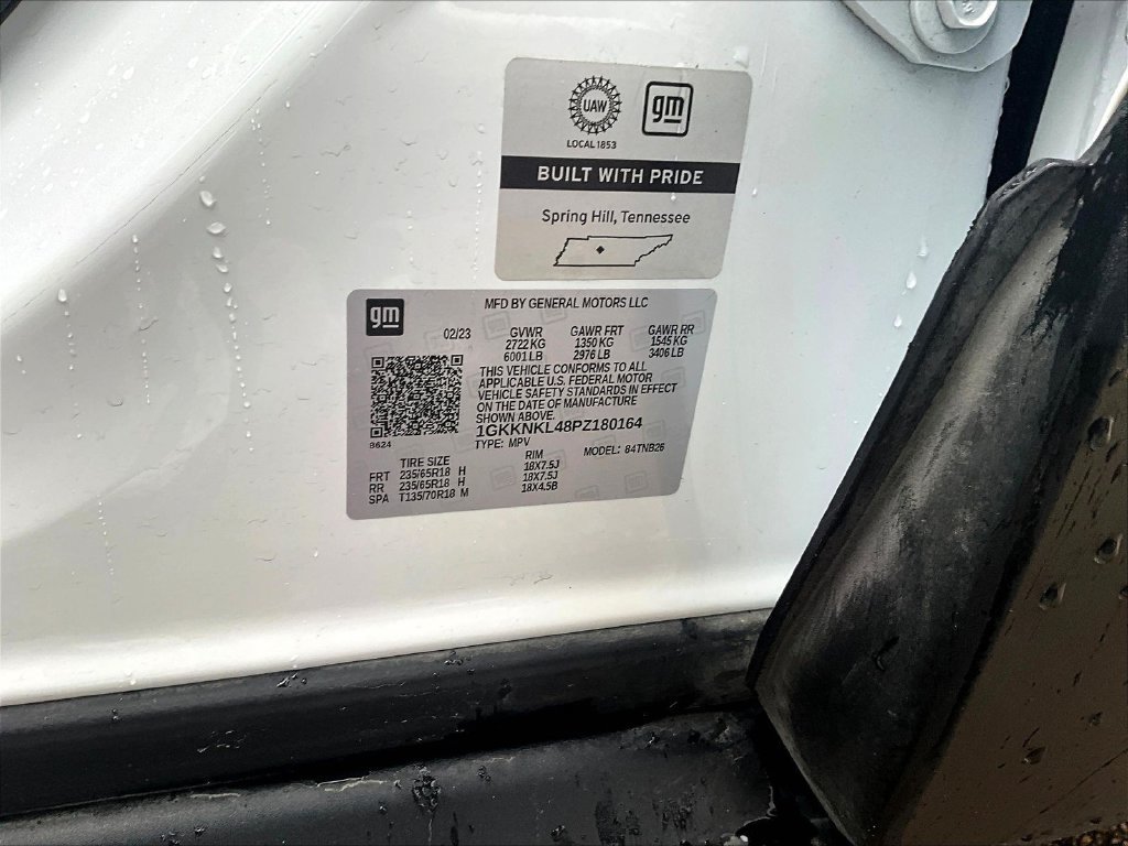 Used 2023 GMC Acadia SLE FWD image 24
