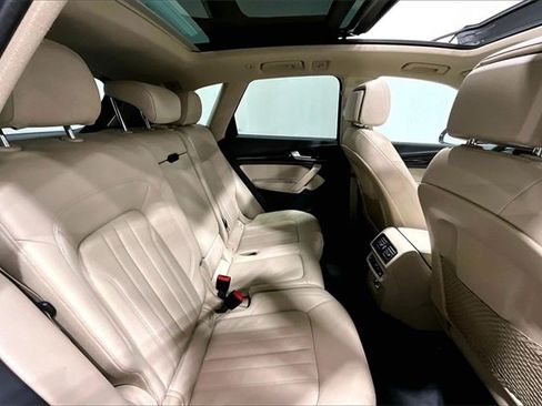 Used 2018 Audi Q5 2.0T Premium Plus w/ Premium Plus Package image 28