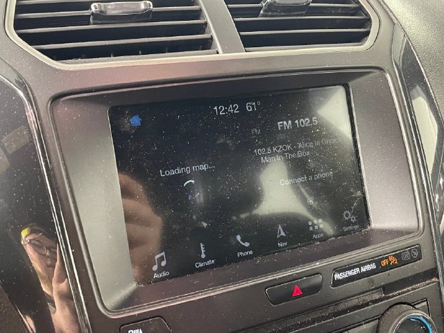 Used 2018 Ford Explorer XLT w/ Equipment Group 202A AWD/4WD image 7