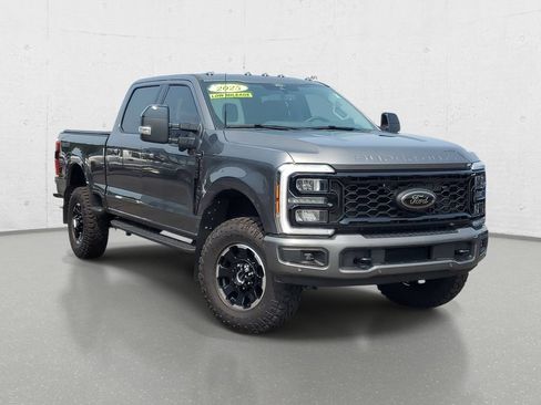Used 2025 Ford F350 Lariat w/ Lariat Ultimate Package AWD/4WD image 2