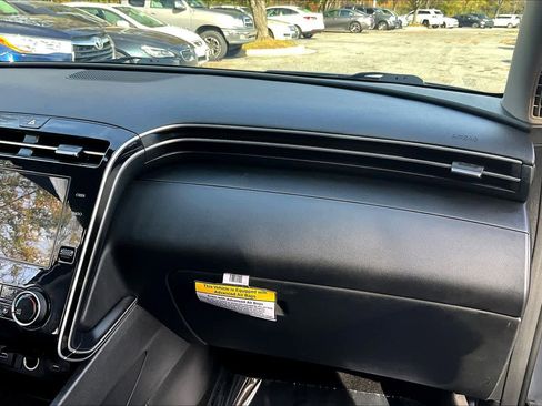 Used 2022 Hyundai Tucson SEL image 17