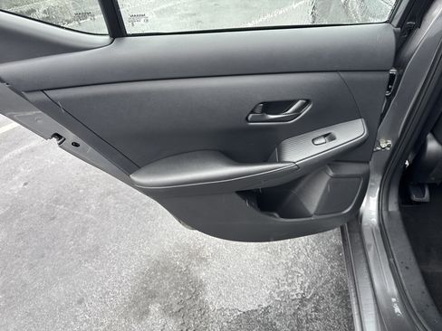 Used 2024 Nissan Sentra S image 26