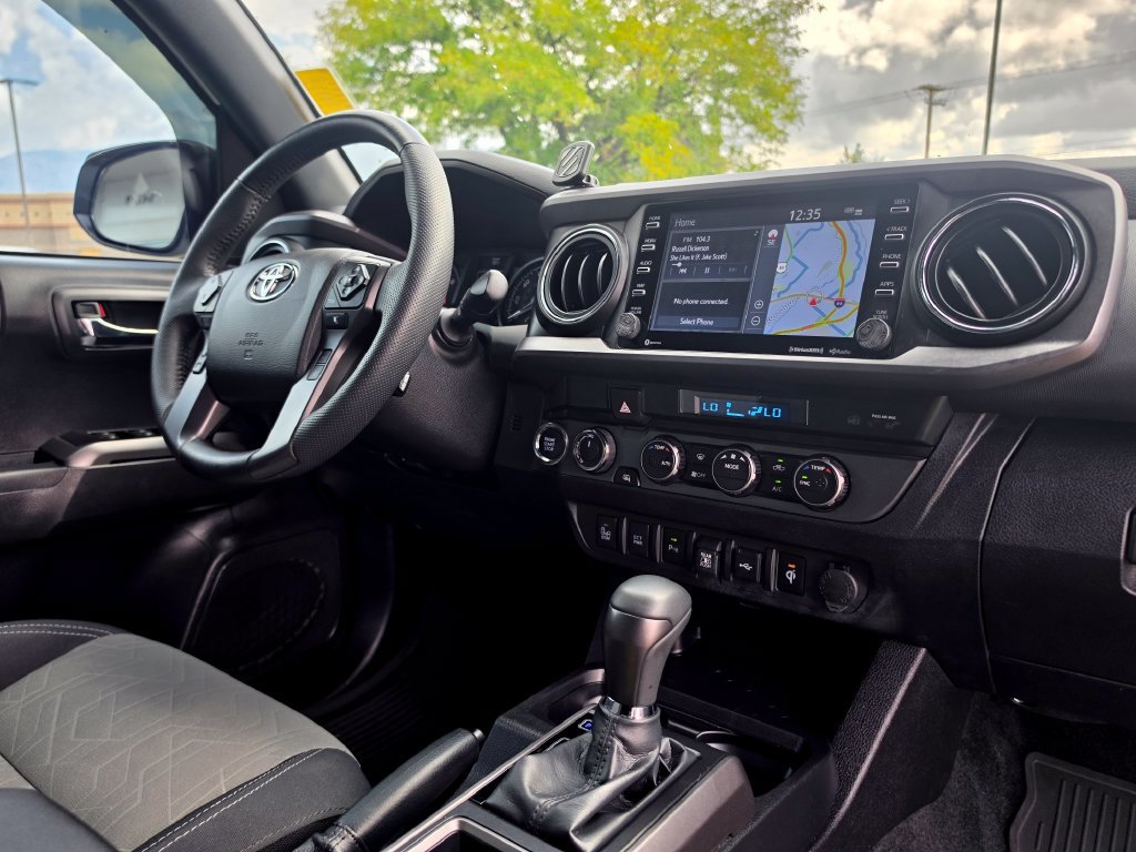 Used 2023 Toyota Tacoma TRD Off-Road w/ Advanced Technology Package AWD/4WD image 14