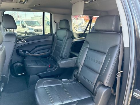 Used 2019 GMC Yukon XL Denali image 23