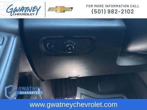 Used 2023 Chevrolet Traverse LT w/ LPO, Floor Liner Package image 21