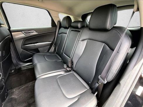Used 2024 Kia Sportage EX FWD image 28