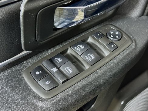 Used 2021 RAM 1500 Warlock w/ Electronics Group AWD/4WD image 17