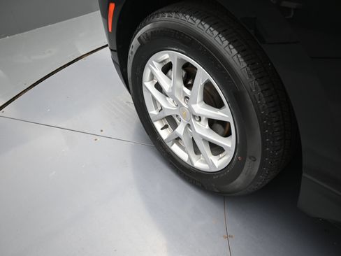 Used 2022 Chevrolet Equinox LS w/ LS Convenience Package FWD image 32