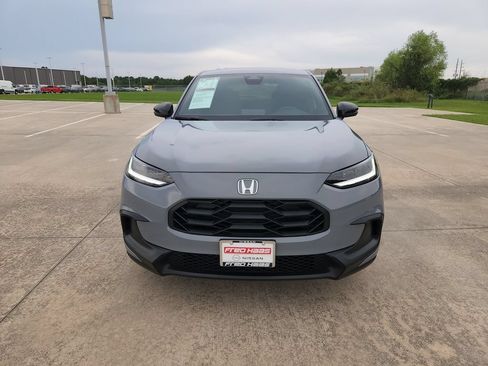 Used 2024 Honda HR-V Sport image 11