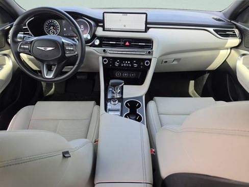Used 2025 Genesis G70 2.5T RWD image 15