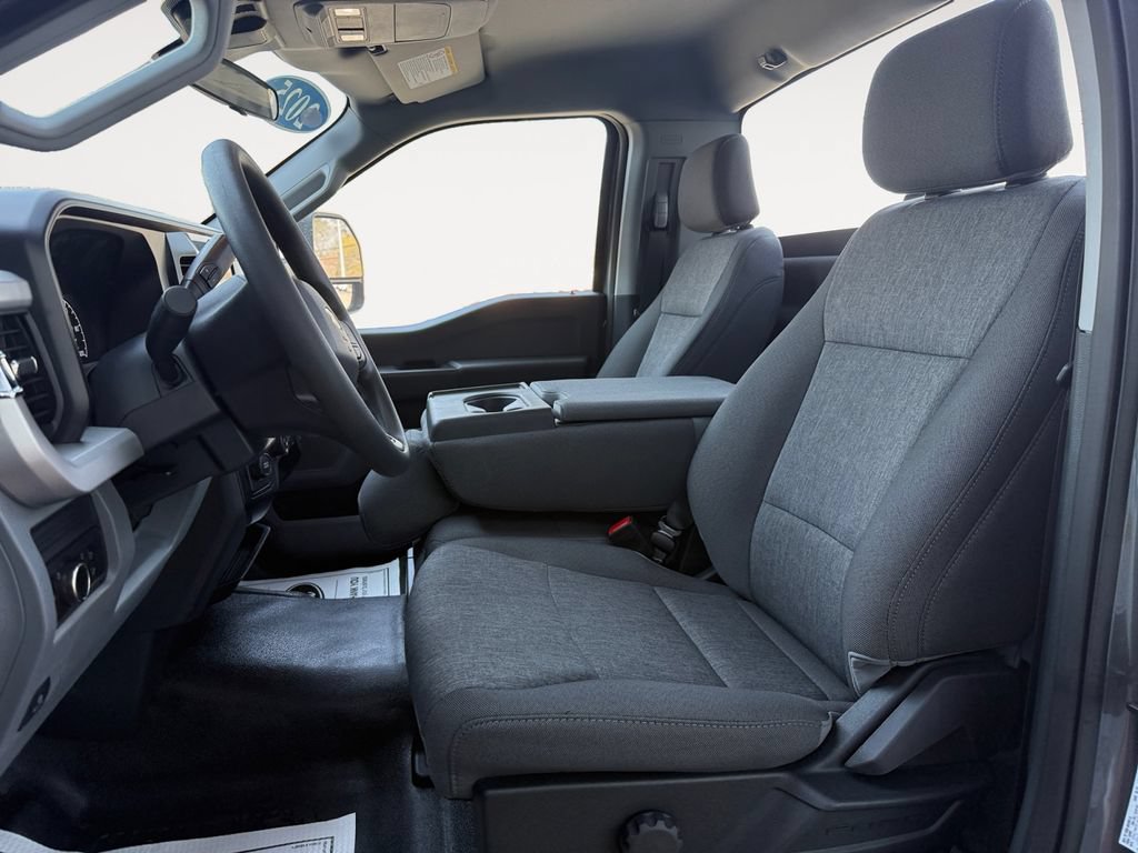New 2025 Ford F250 XL RWD image 9