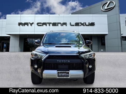 Used 2023 Toyota 4Runner TRD Off-Road Premium w/ Off Road Premium Plus Package AWD/4WD image 2