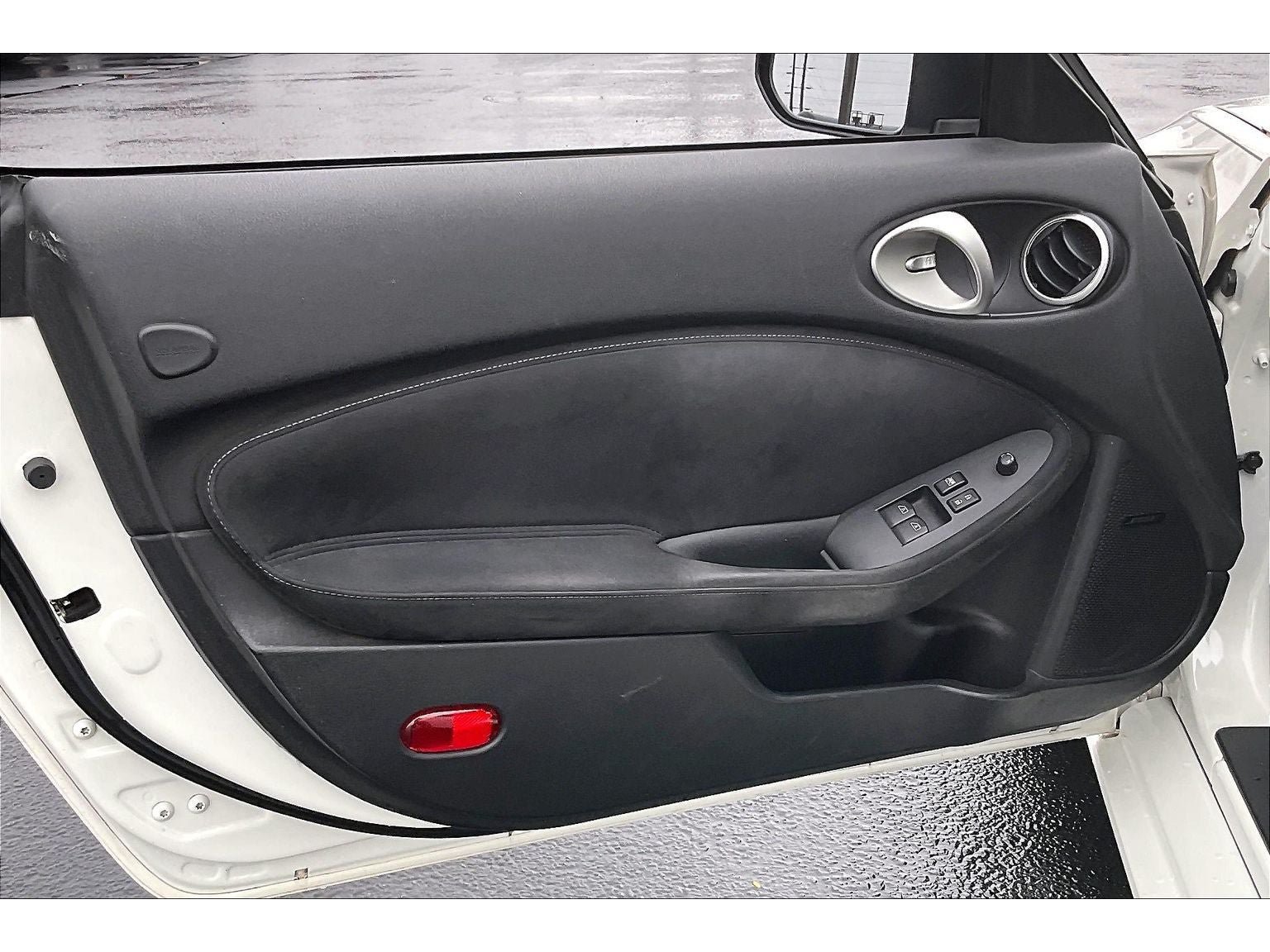 Used 2014 Nissan 370Z Touring w/ Sport Package RWD image 21