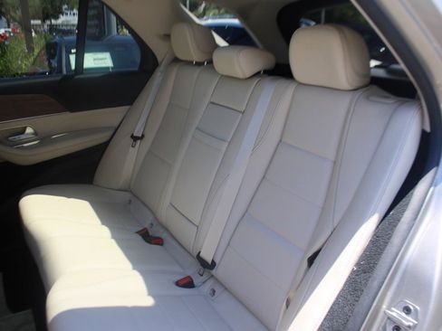 Certified 2022 Mercedes-Benz GLE 350 4MATIC w/ AMG Line Exterior image 28