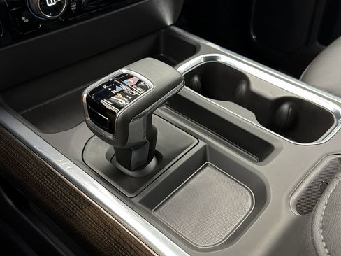 Used 2026 Chevrolet Silverado 1500 LT Trail Boss w/ LT Trail Boss Premium Package AWD/4WD image 24