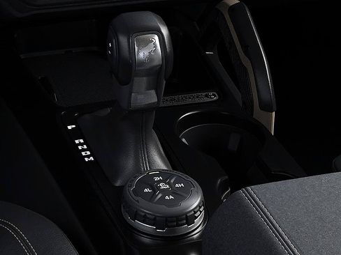 New 2026 Ford Bronco Badlands AWD/4WD image 17