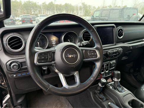 Used 2023 Jeep Wrangler Unlimited Rubicon 4xe w/ Steel Bumper Group image 6