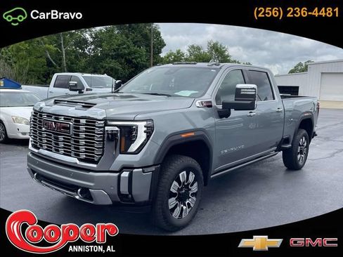 Certified 2025 GMC Sierra 3500 Denali w/ Denali Reserve Package AWD/4WD image 1