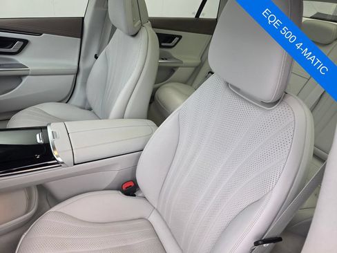 Used 2023 Mercedes-Benz EQE 500 4MATIC Sedan image 10
