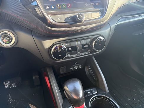 Used 2023 Chevrolet TrailBlazer RS w/ Sun and Liftgate Package image 26