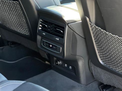 Used 2021 Audi Q8 Premium w/ Black Optic Package image 32