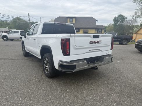 Used 2026 GMC Sierra 1500 SLT AWD/4WD image 5