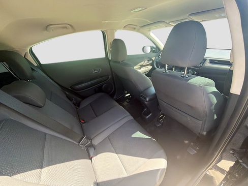 Used 2022 Honda HR-V LX image 28
