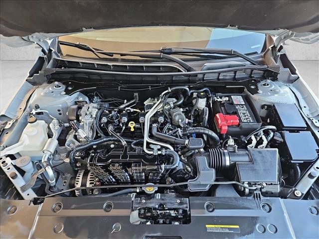 Used 2024 Nissan Altima 2.5 SR FWD image 20