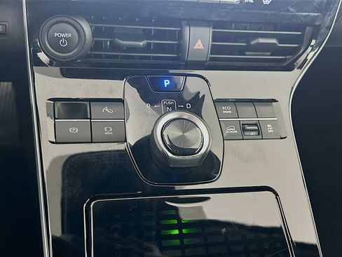 Used 2024 Toyota bZ4X XLE w/ Weather Package image 25