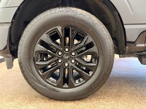 Used 2025 Ford F150 Lariat AWD/4WD image 26