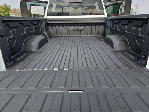 New 2026 GMC Sierra 2500 Denali w/ Denali Reserve Package AWD/4WD image 12