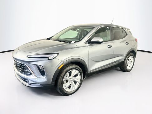 Used 2025 Buick Encore GX Preferred FWD image 3