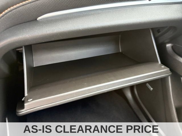 Used 2019 Chevrolet Traverse Premier w/ Driver Confidence II Package FWD image 34