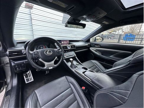 Used 2018 Lexus RC 300 image 2