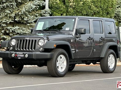 Used 2018 Jeep Wrangler Unlimited Sport S image 8